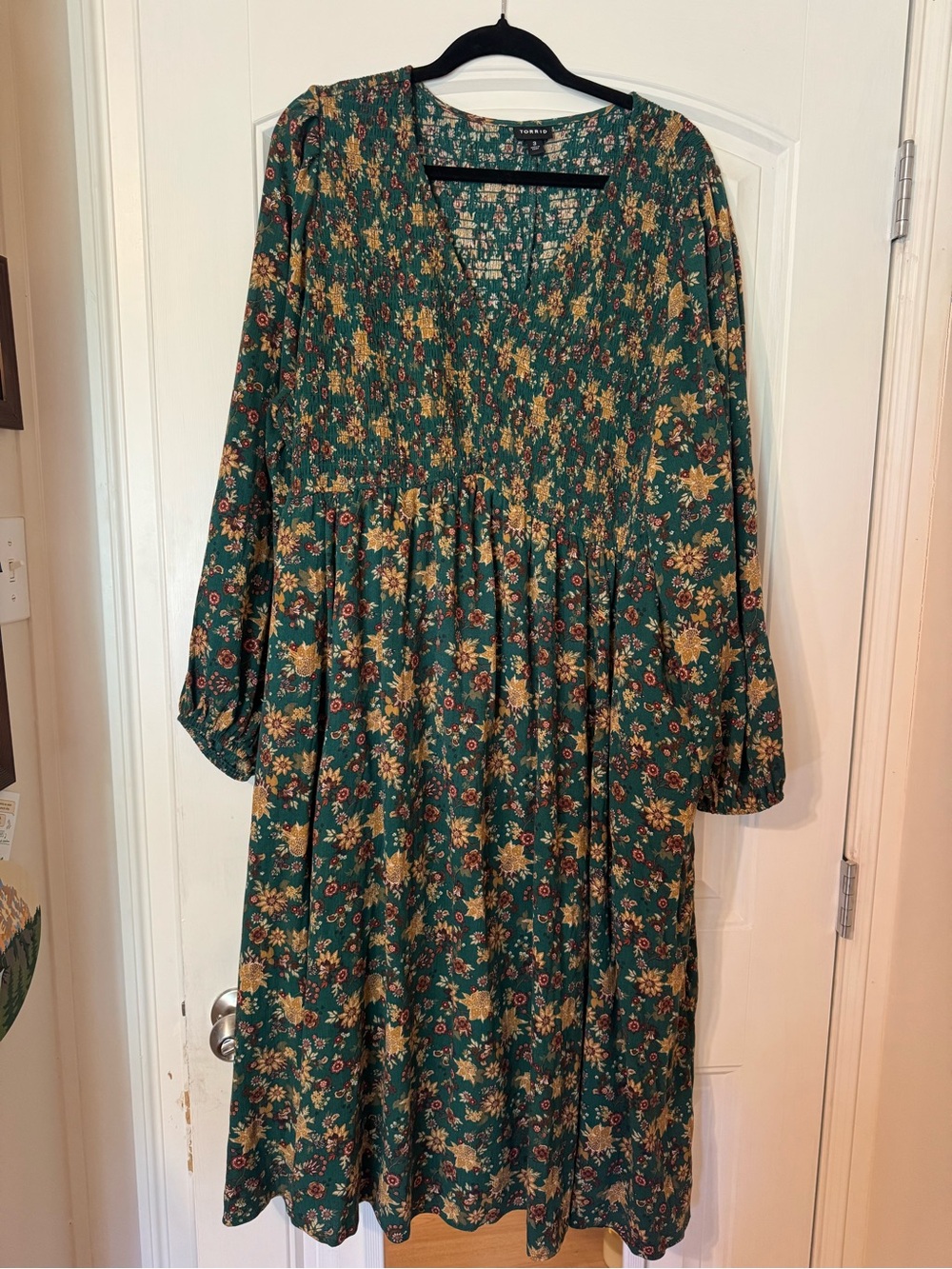 torrid Green Floral Long Sleeve V-Neck Dress